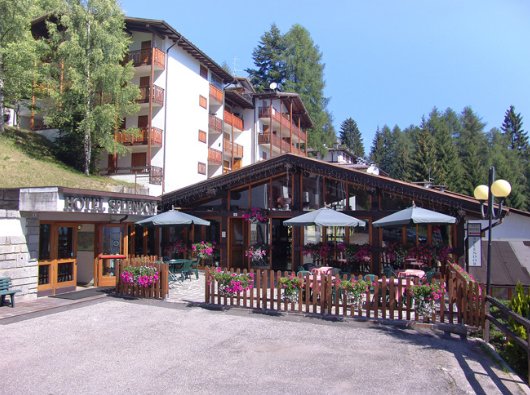 Hotel Val Di Sole Mezza Pensione Hotel Val Di Sole Mezza Pensione